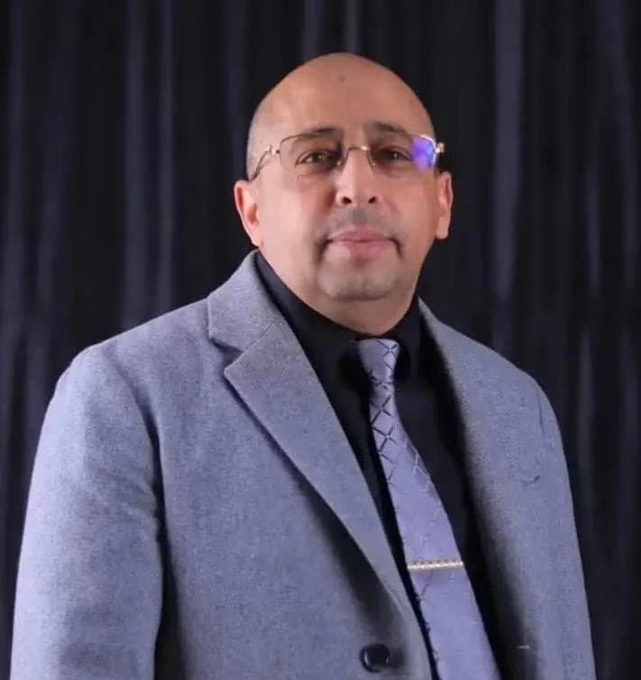 رئيس الجامعه